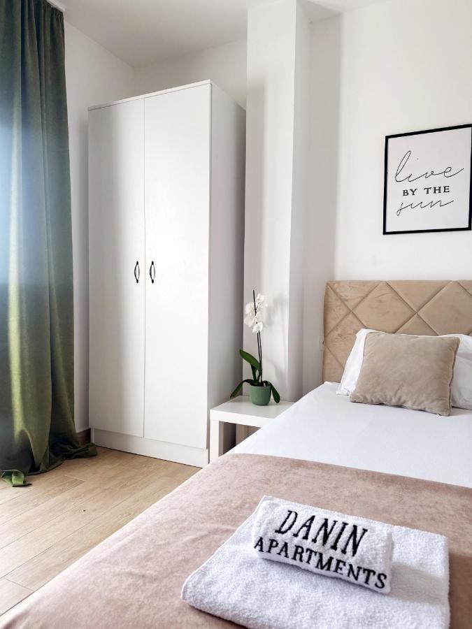 Danin Apartmani بار المظهر الخارجي الصورة