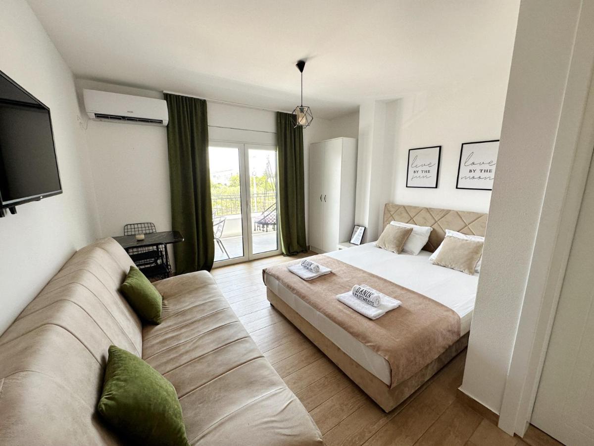 Danin Apartmani بار المظهر الخارجي الصورة