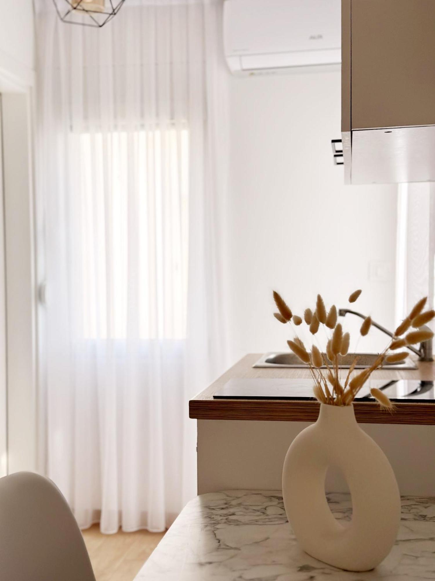Danin Apartmani بار المظهر الخارجي الصورة
