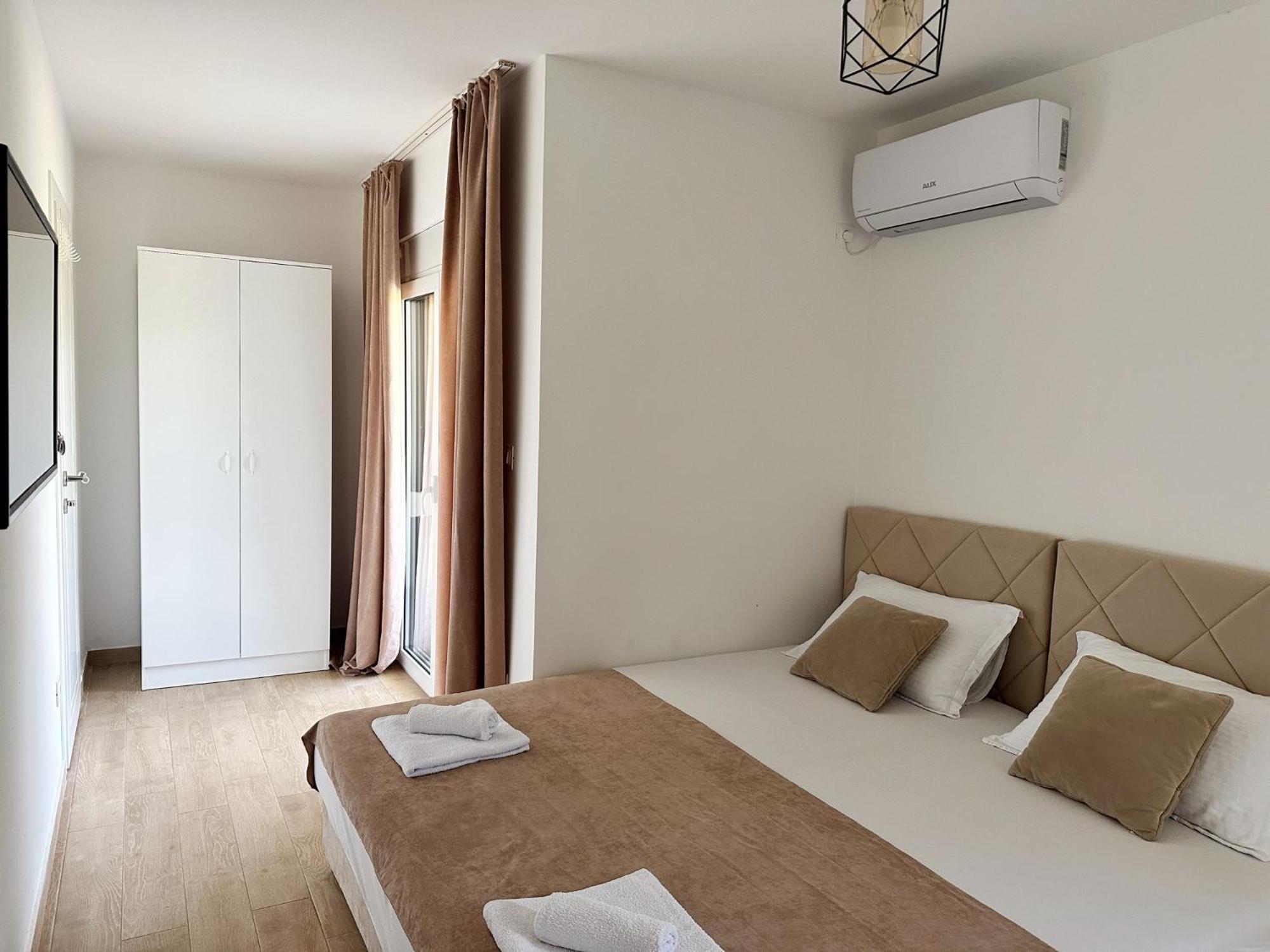 Danin Apartmani بار المظهر الخارجي الصورة